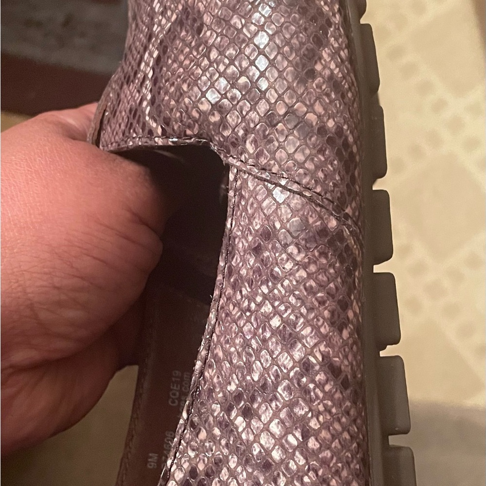 Born Snakeskin Patterned Flats - image 4